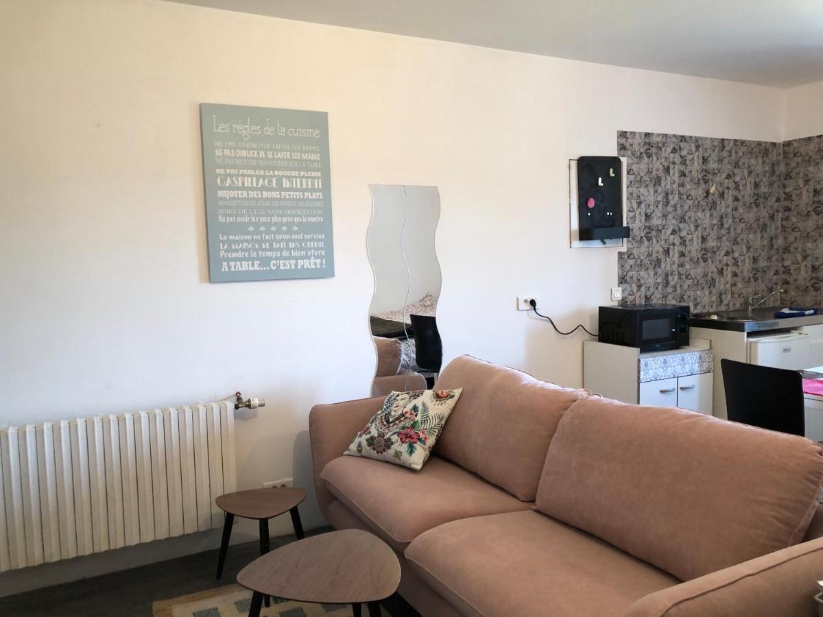 Studio 20 Min De La Mer Ideal Pour Les Deplacements Professionnels Plouaret 외부 사진